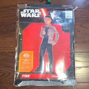 Star Wars VII Finn Deluxe Medium Child's Costume - NWT